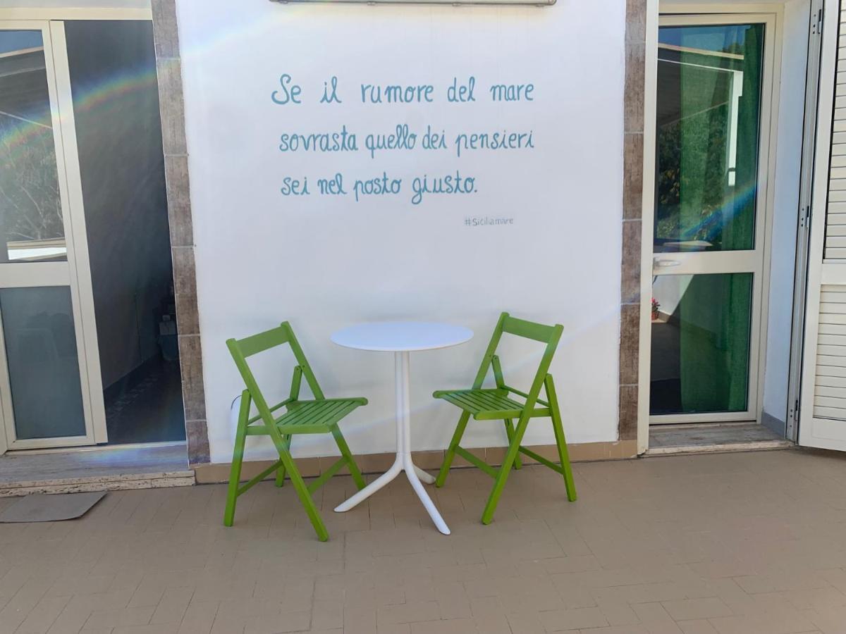 Hotel La Bussola Porto Palo Exterior foto